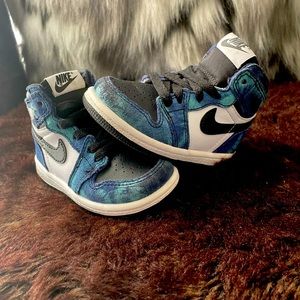 Jordan Mid 1 Toddler size 5c